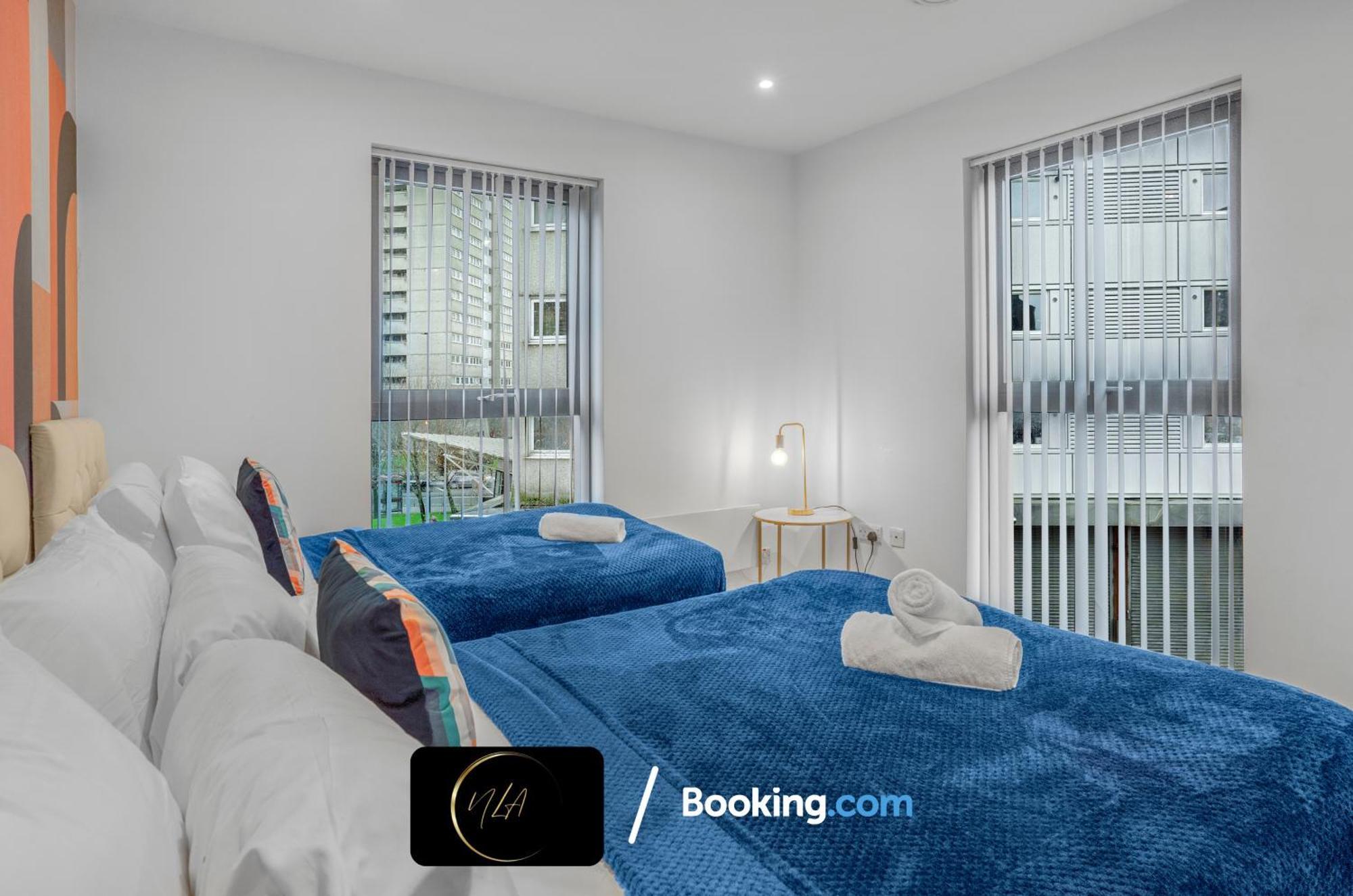 City Centre Apartment With Free Parking, 2 Bathrooms, Netflix And Wifi - Suitable For Contractors And Families - By Noor Luxury Accommodations Birmingham Exteriér fotografie