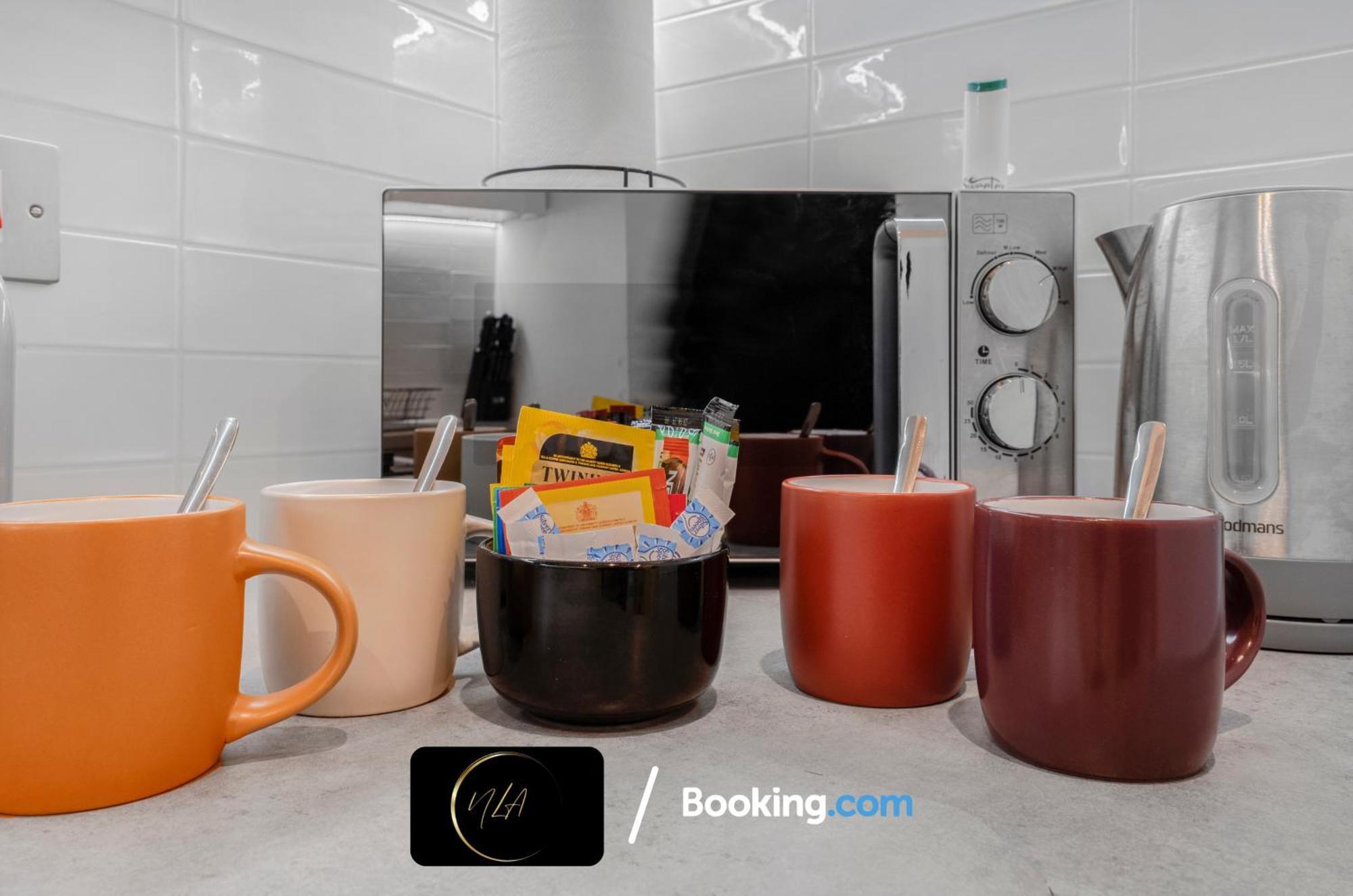 City Centre Apartment With Free Parking, 2 Bathrooms, Netflix And Wifi - Suitable For Contractors And Families - By Noor Luxury Accommodations Birmingham Exteriér fotografie